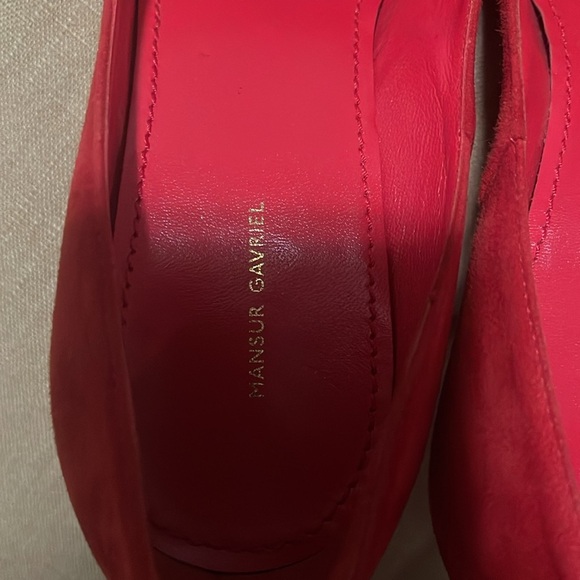 MANSUR GAVRIEL
Classic Suede Pumps - Picture 10 of 10